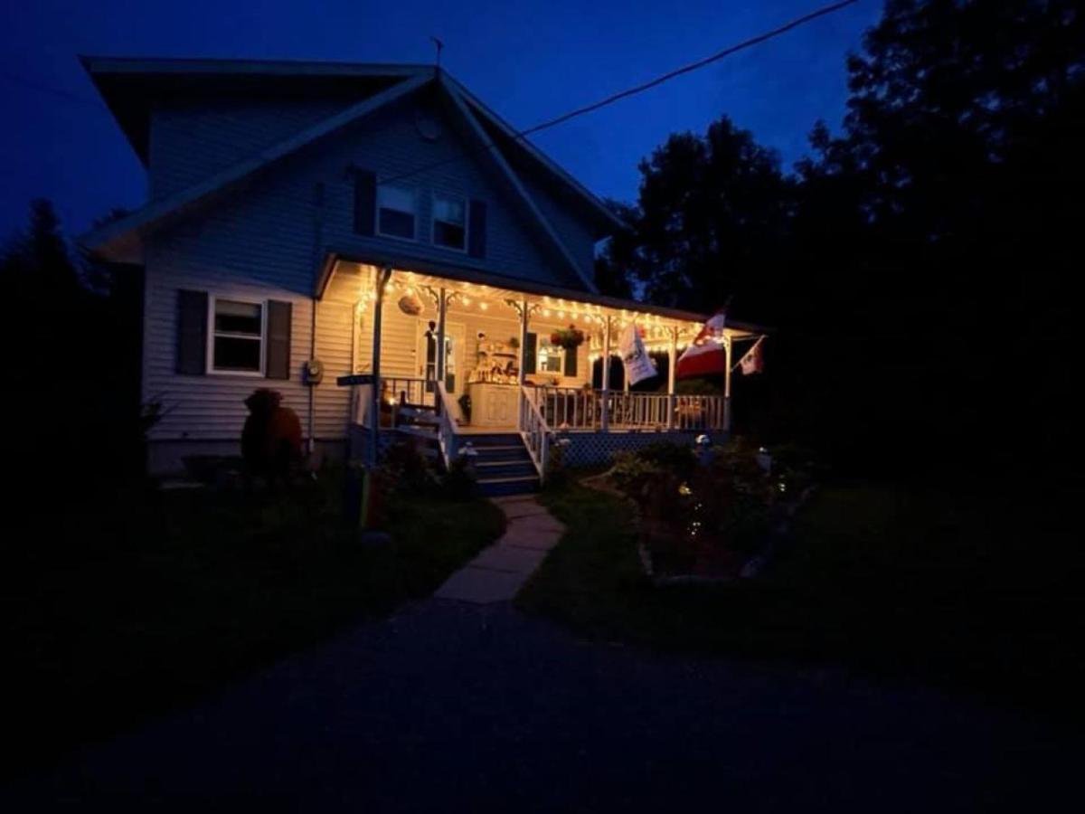 Forest & Lake Pei Bed & Breakfast Murray Harbour Exterior foto